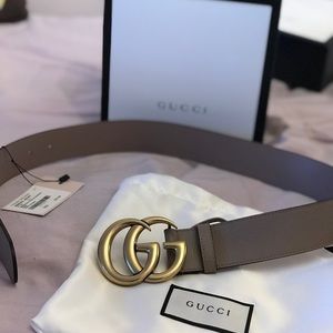 Gucci Leather belt with Double G
